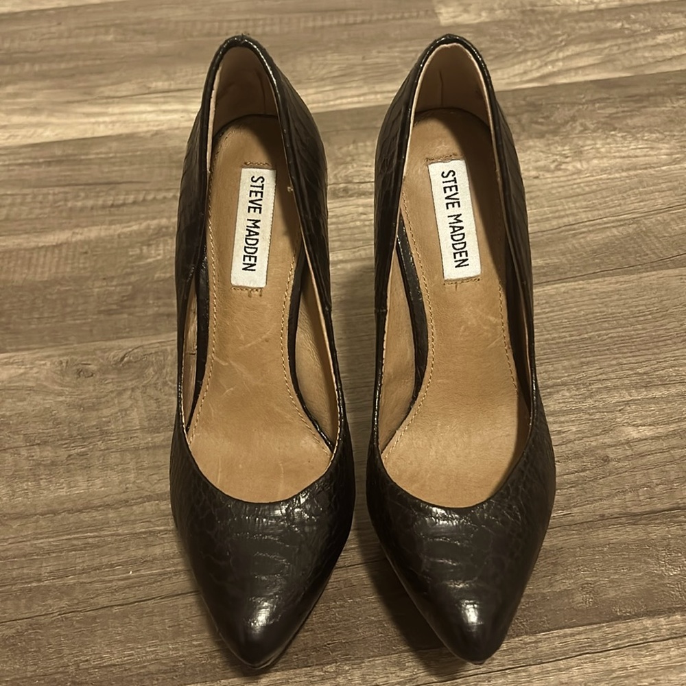 Darling never worn Steve Madden platform heels!